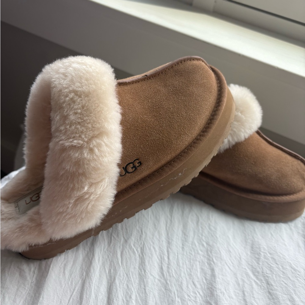 UGG Tan Disquette Slippers